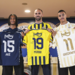 Fenerbahceden yeni transferler greenwood ake ve muric icin imza toreni 3VBwnSwx